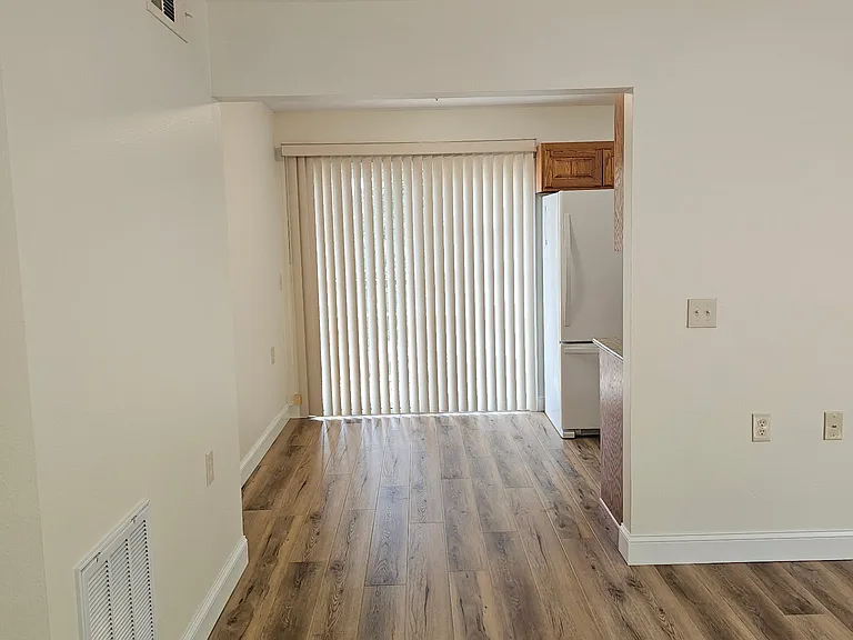 151 Vixen Cir #G — Photo 8