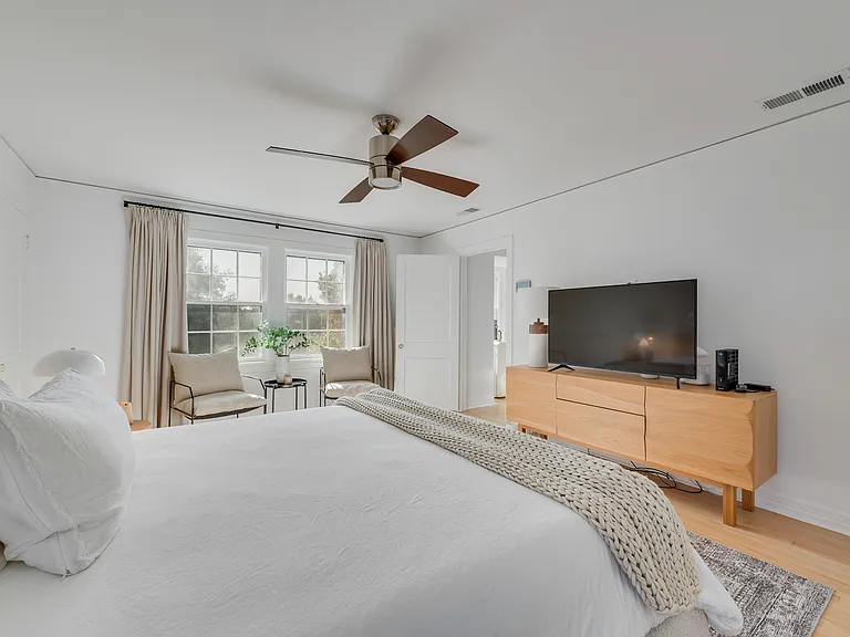 6511 Gaston Ave — Photo 16