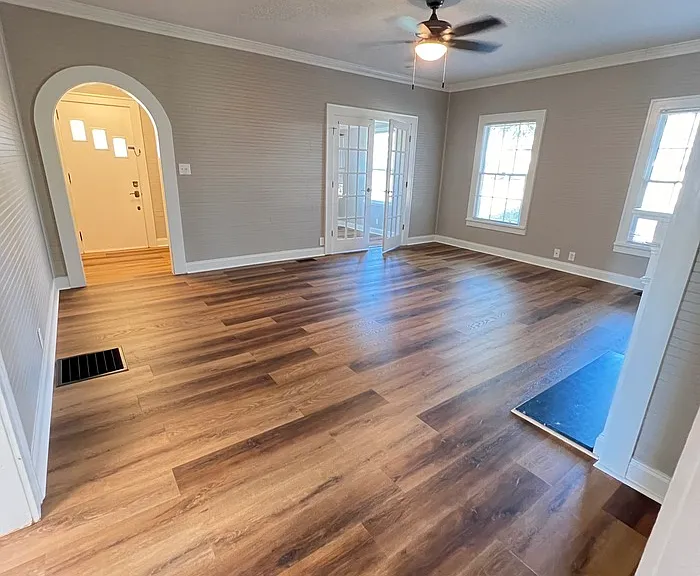 113 Ervin St — Photo 12