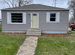 1303 Catalina Rd, Machesney Park, IL 61115