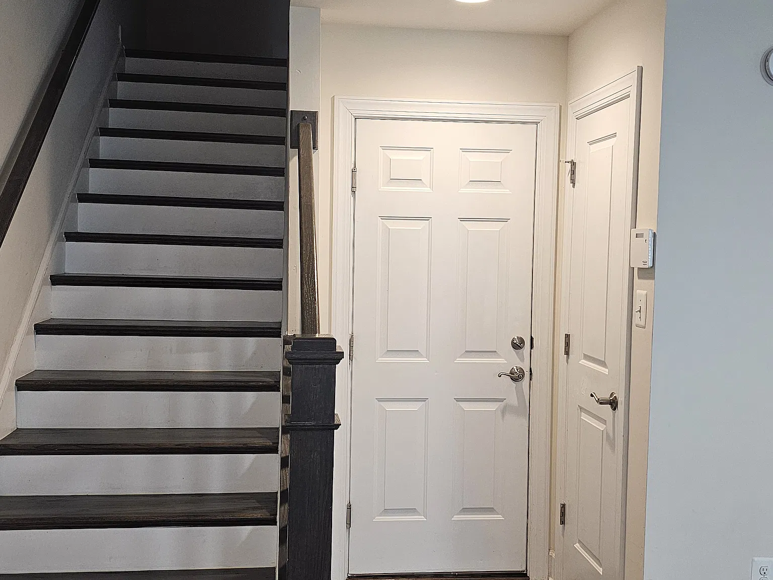 2 bed, 2176 sqft, $3,400 — Photo 4