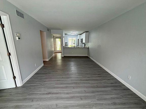 2nd image of 2185 San Marco Rd Building 3