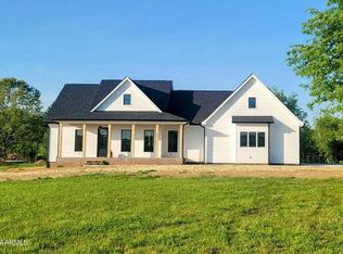 760 Espalier Dr #37, Decatur, TN 37322