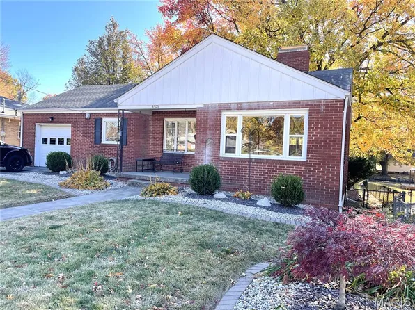 3505 Gary St, Alton, IL 62002