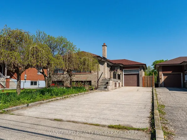 182 Dixon Rd, Toronto, ON M9P 2L8