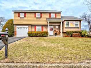 77 Hillcrest Ave, White Plains, NY 10607