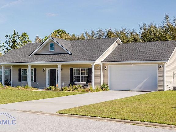 5th image of 8 White Oak Dr NE