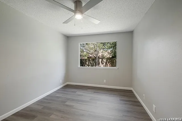 7539 Rimhurst — Photo 5