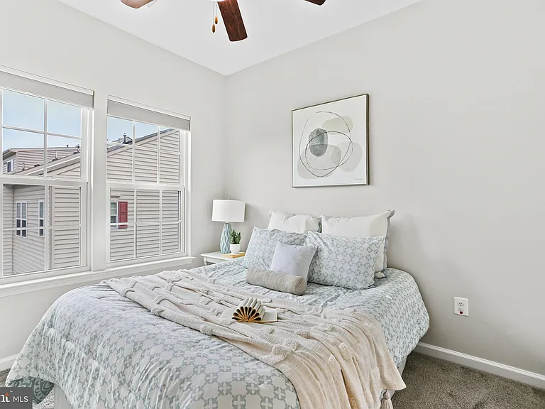 7610 Golden Slumber Ln — Photo 22