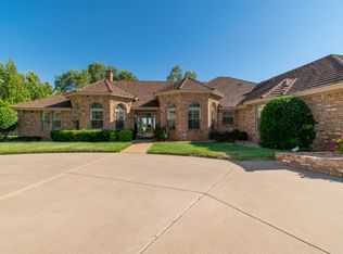 417 Diamondhead Dr, Clovis, NM 88101