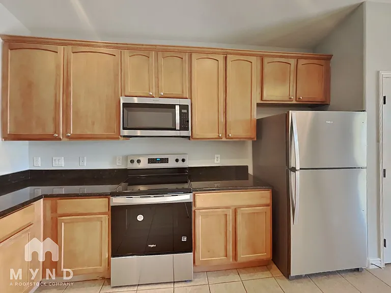 1229 E Prickly Pear St — Photo 7
