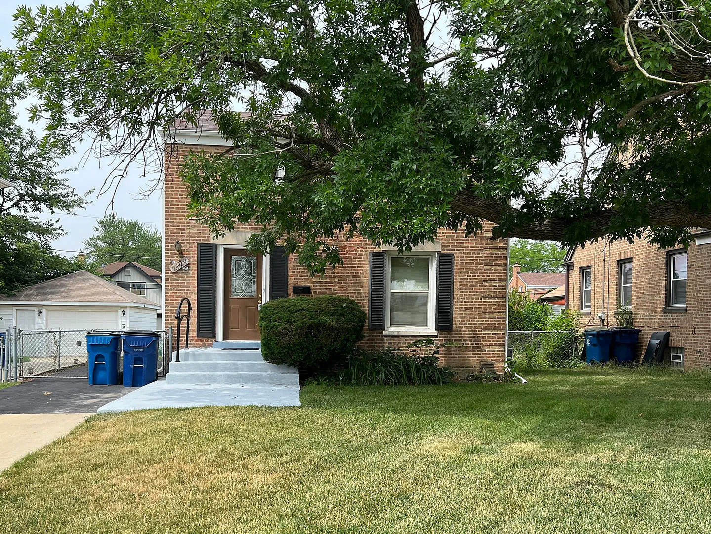 2520 Elder Ln photo 1