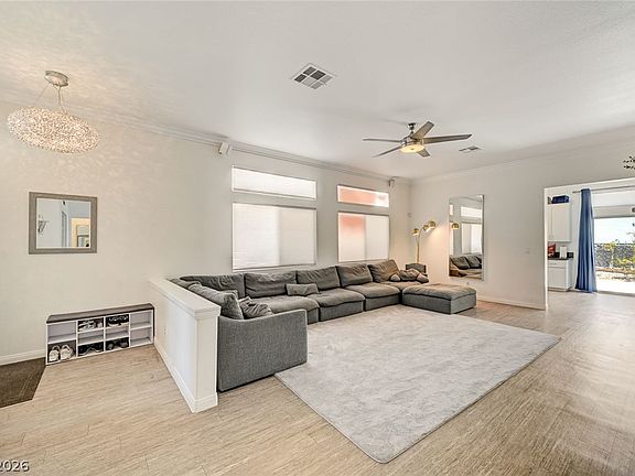 3rd image of 1728 Pacific Castle Pl