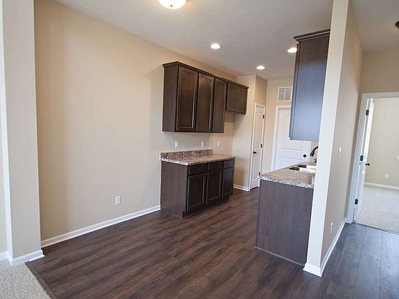 Kitchen & Dining Room