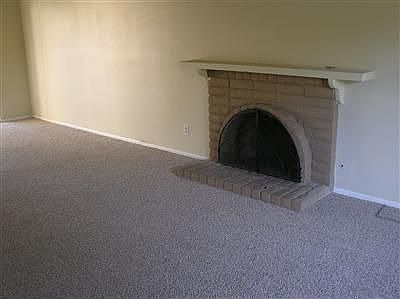 3rd image of 1867 W Fairmont Ave