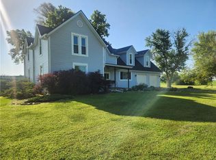 28821 S Famuliner Rd, Garden City, MO 64747
