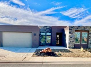 3260 S Retreat Dr, Hurricane, UT 84737