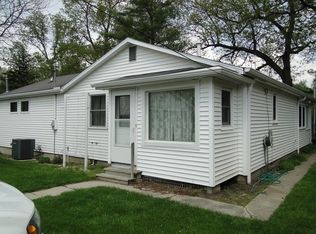118 N Larocque Dr, Clifton, IL 60927