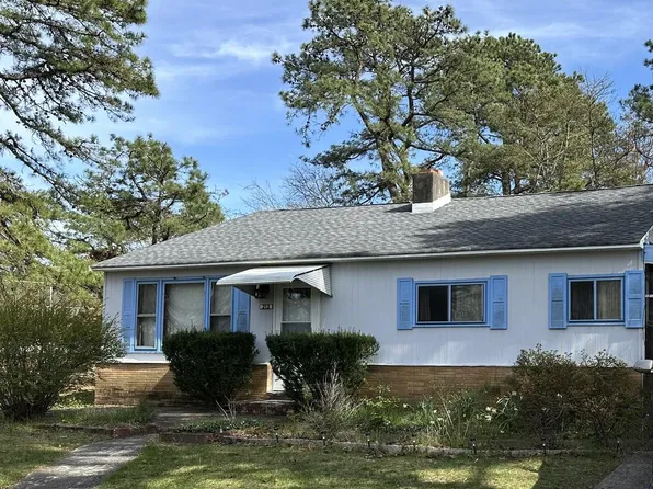 212 Chippewa Trl, Browns Mills, NJ 08015