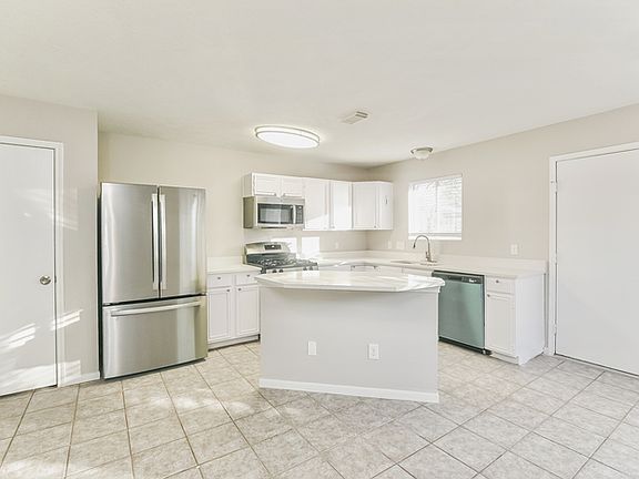 5th image of 15510 Bayboro Park Ct