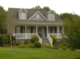 210 Pine Creek Dr, North Wilkesboro, NC 28659