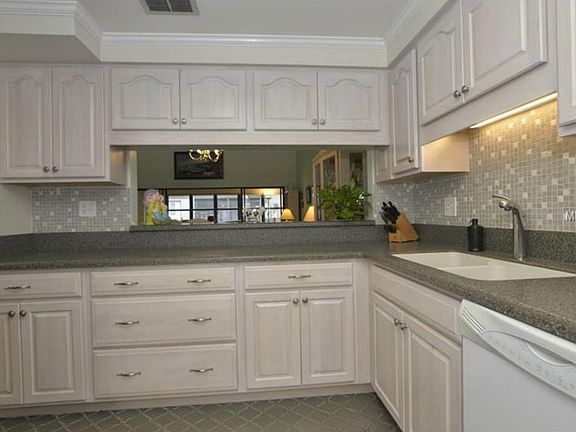 5th image of 1211 Winterberry Ln
