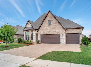 565 Spruce Trl, Forney, TX 75126