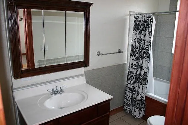 7296 Lyndover Pl — Photo 4