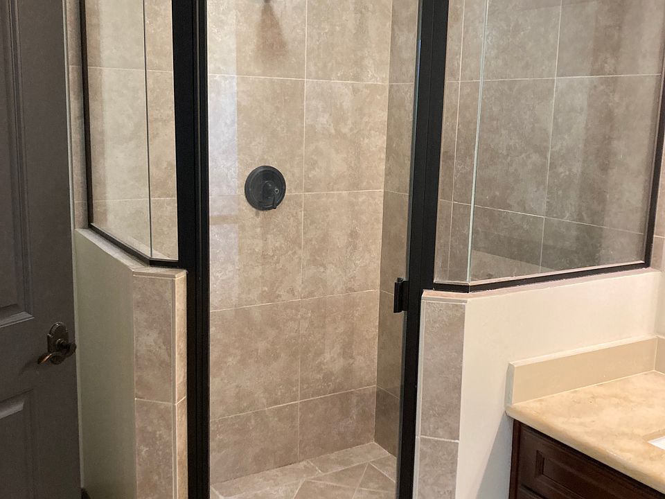 En suite shower.