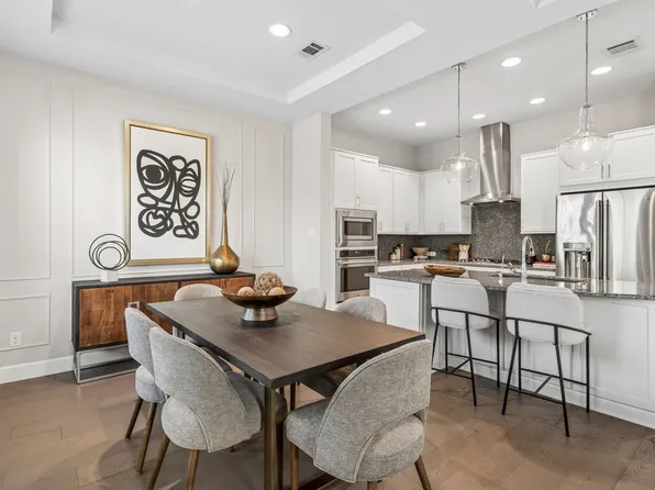 1163 Manacor Ln, Dallas, TX 75212