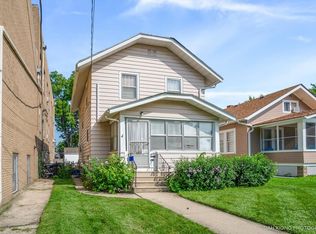 610 Lebanon St, Aurora, IL 60505