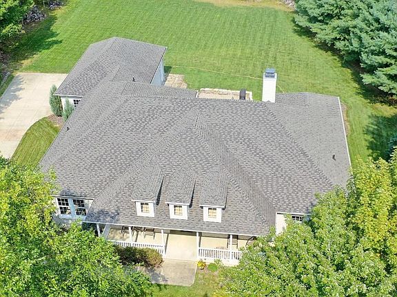 3rd image of 760 Crystalbrooke Dr