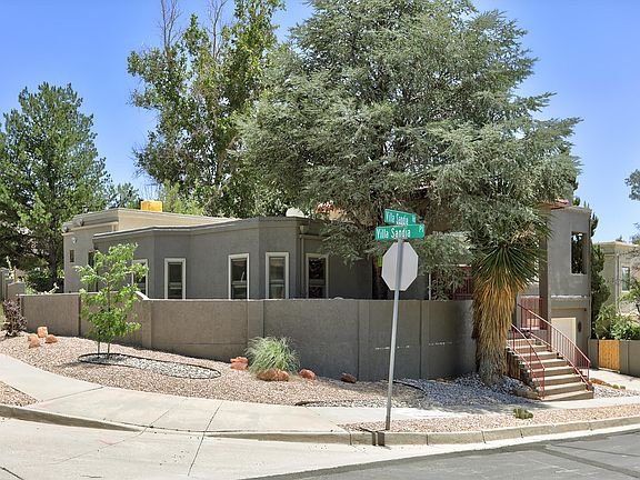 3rd image of 14000 Villa Sandia Pl NE