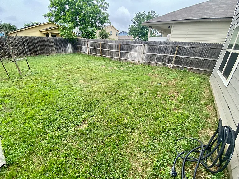 6011 Travis Smt — Photo 38