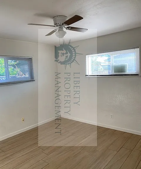 1111 S Central Ave #A — Photo 9