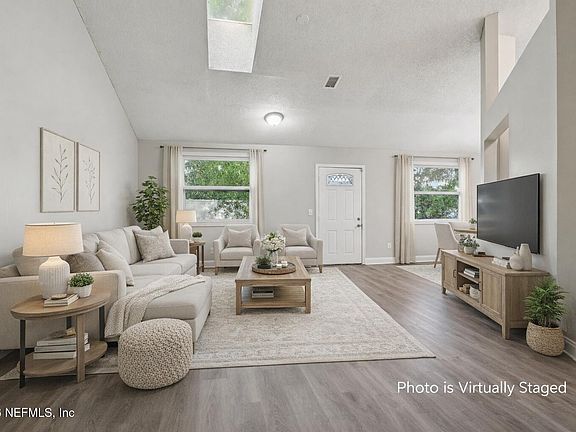 5th image of 11820 SAGEBRUSH Court