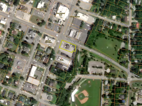 311 S 1st St, Pulaski, TN 38478