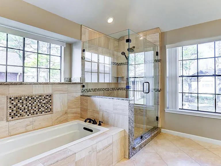 14215 Ragus Lake Dr — Photo 9