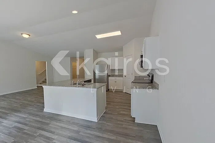 1151 Silvertrace Dr — Photo 4