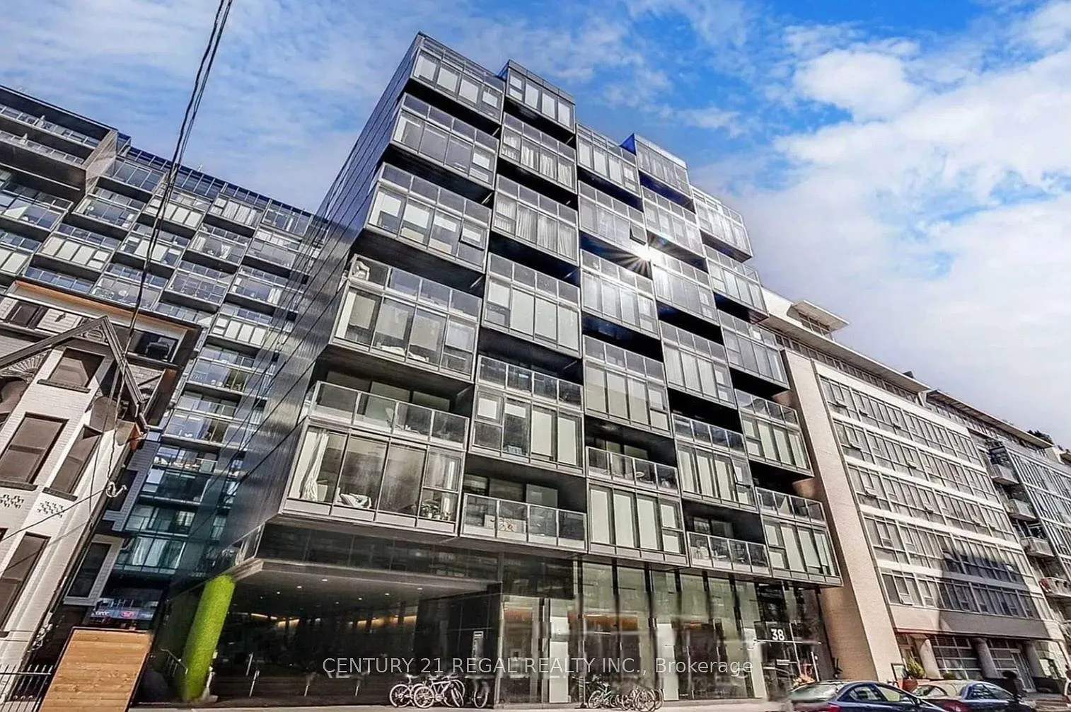 Thompson Residences — Photo 1