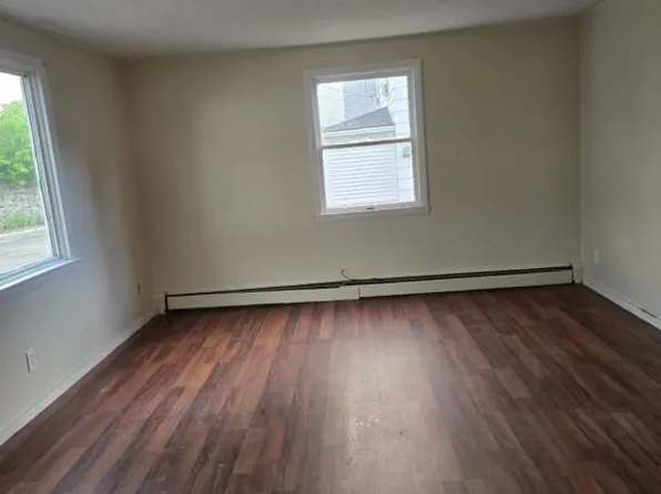 563 Cheshire St, Berlin, NH 03570