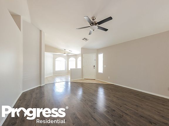 5th image of 513 W McRae Dr