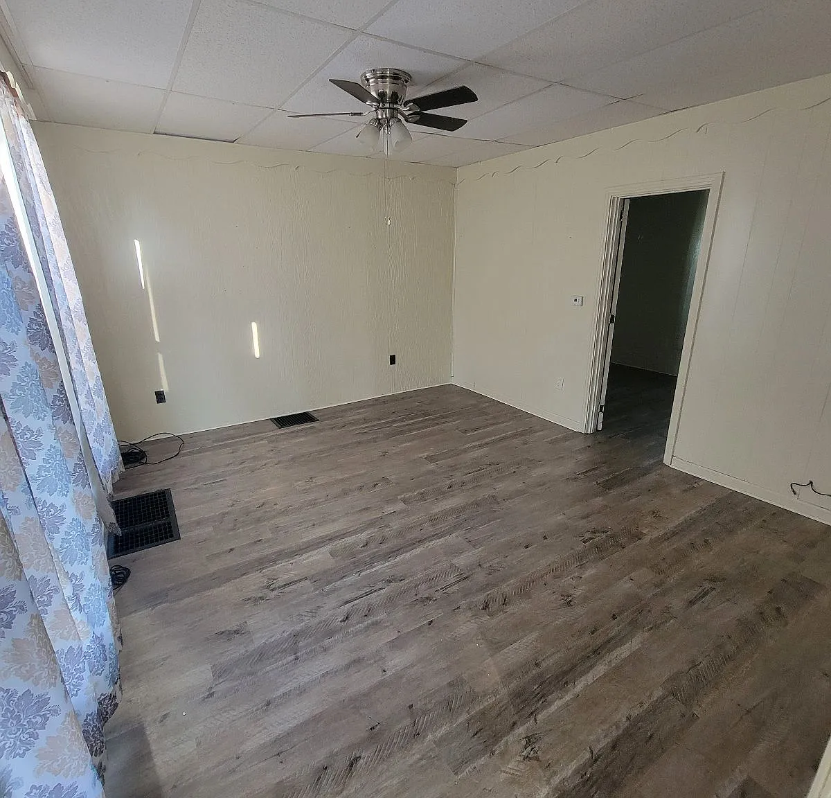 1 bed, 1.0 bath, 600 sqft, $1,000 — Photo 4
