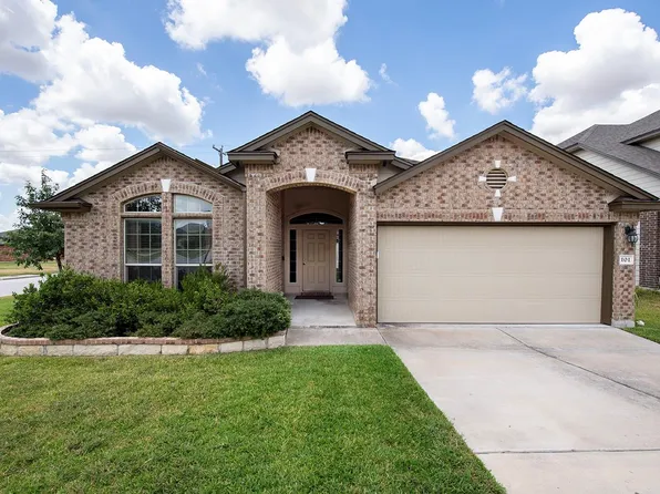 101 Igneous Ln, Jarrell, TX 76537