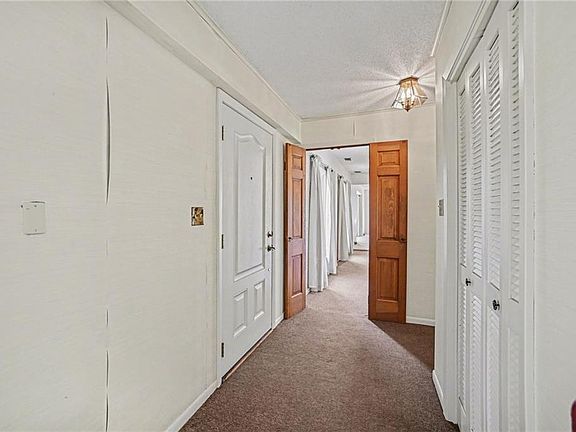 5th image of 13110 Lakeshore Dr