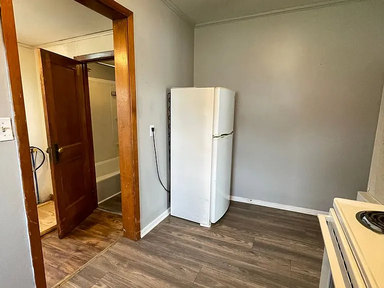 504 Chestnut St — Photo 14