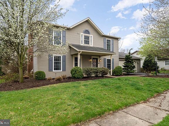 2nd image of 508 Schoolhouse Ln