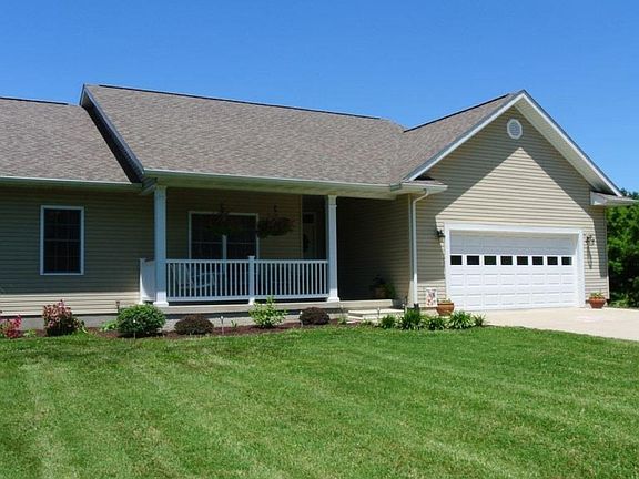 2nd image of 1681 Joy Ln