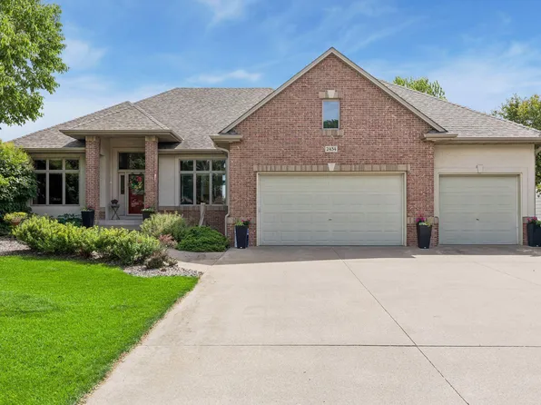 2434 Arnold Palmer Dr, Blaine, MN 55449