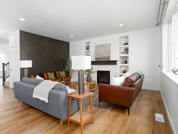 4th image of 8416 N Sun Crest Dr